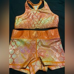 Rebel athletic YM mermaid scales set
